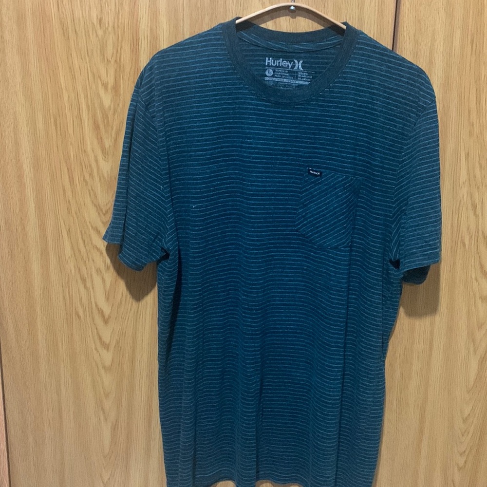 Hurley Striped Pocket T Shirt XL